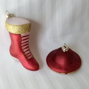 Victorian Ladies Boot Shoe And Hat Christmas Tree Ornaments Red And  Gold